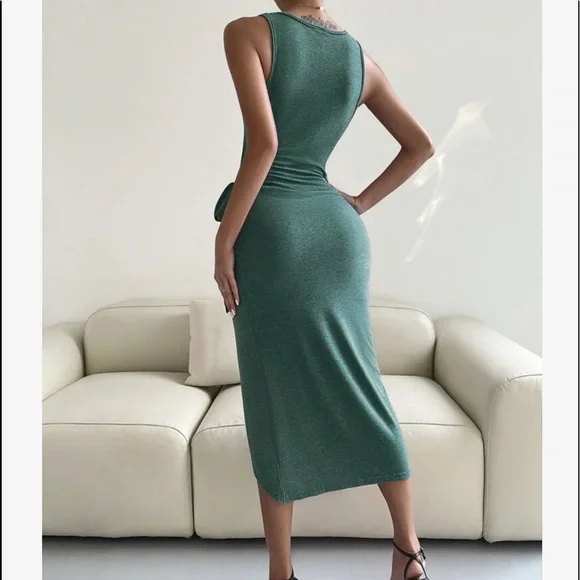 Comfy Solid Casual Wrap Tank Midi Dress - Picture 5 of 7